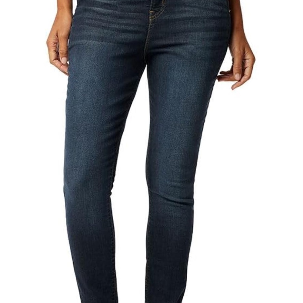 Levi signature gold 6 long skinny high waist